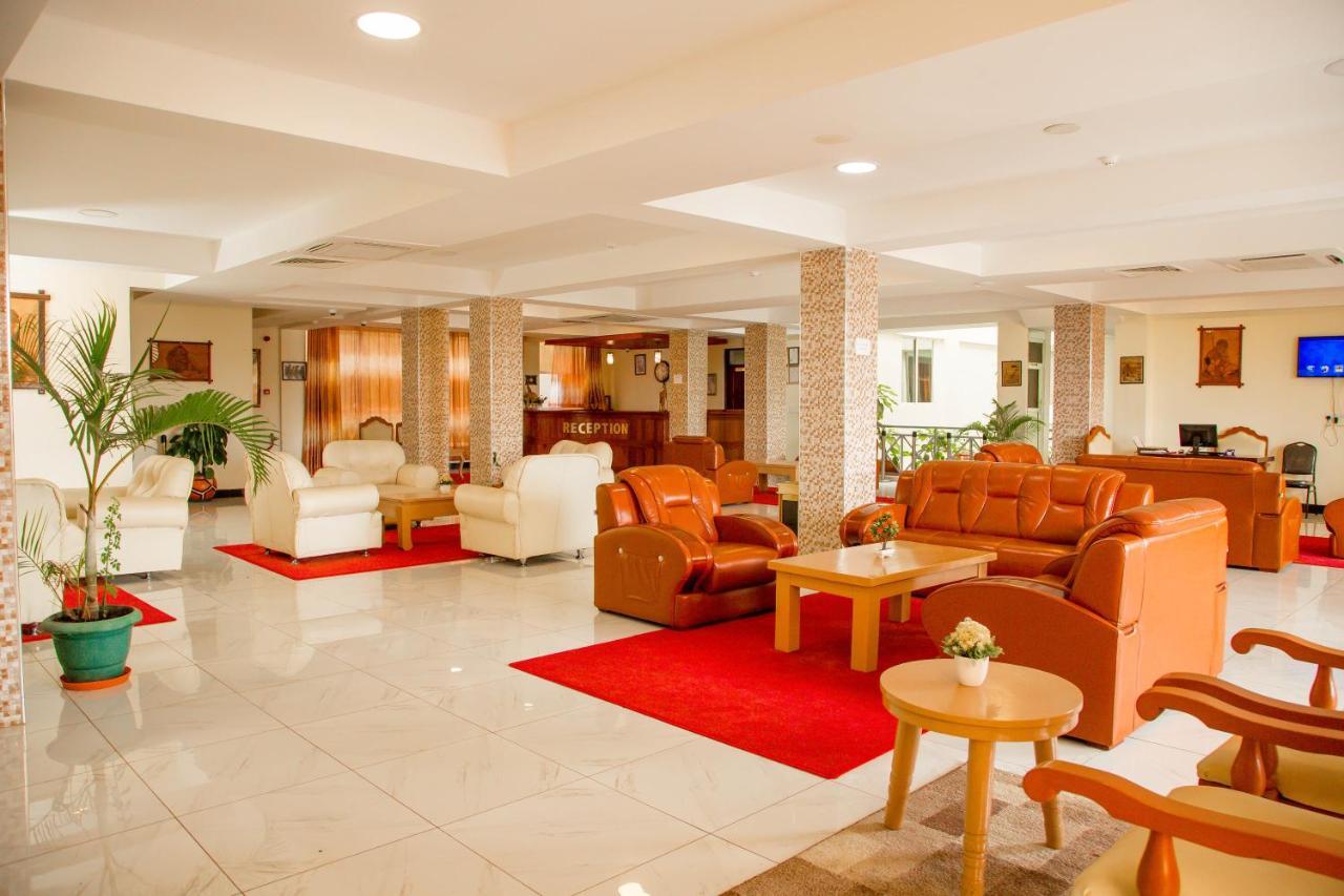 A1 Hotel And Resort Аруша Экстерьер фото