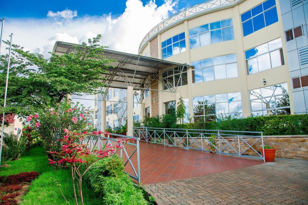 A1 Hotel And Resort Аруша Экстерьер фото